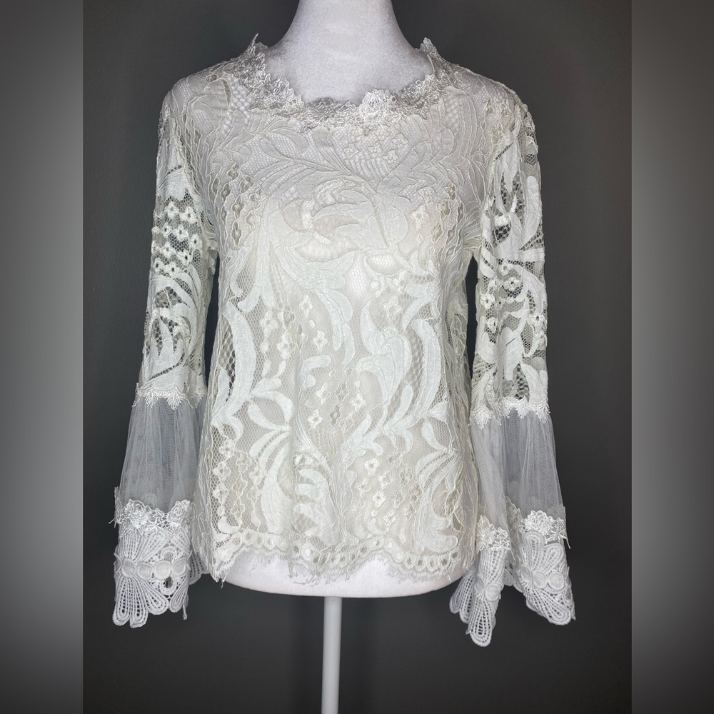 NWOT! Style Victorian-inspired Romantic Lace Bell Sleeve White Blouse - Size S